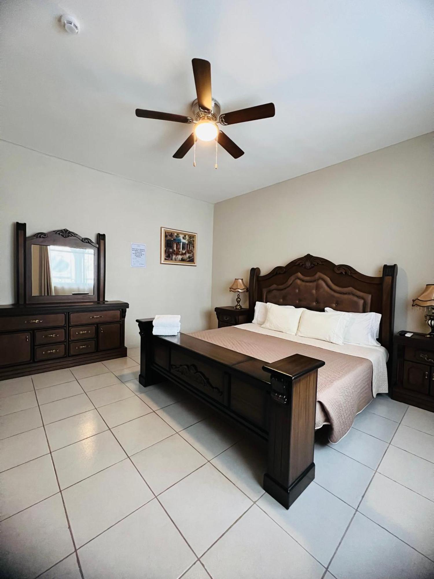 Hosteria Casa Marquez Leon Luaran gambar