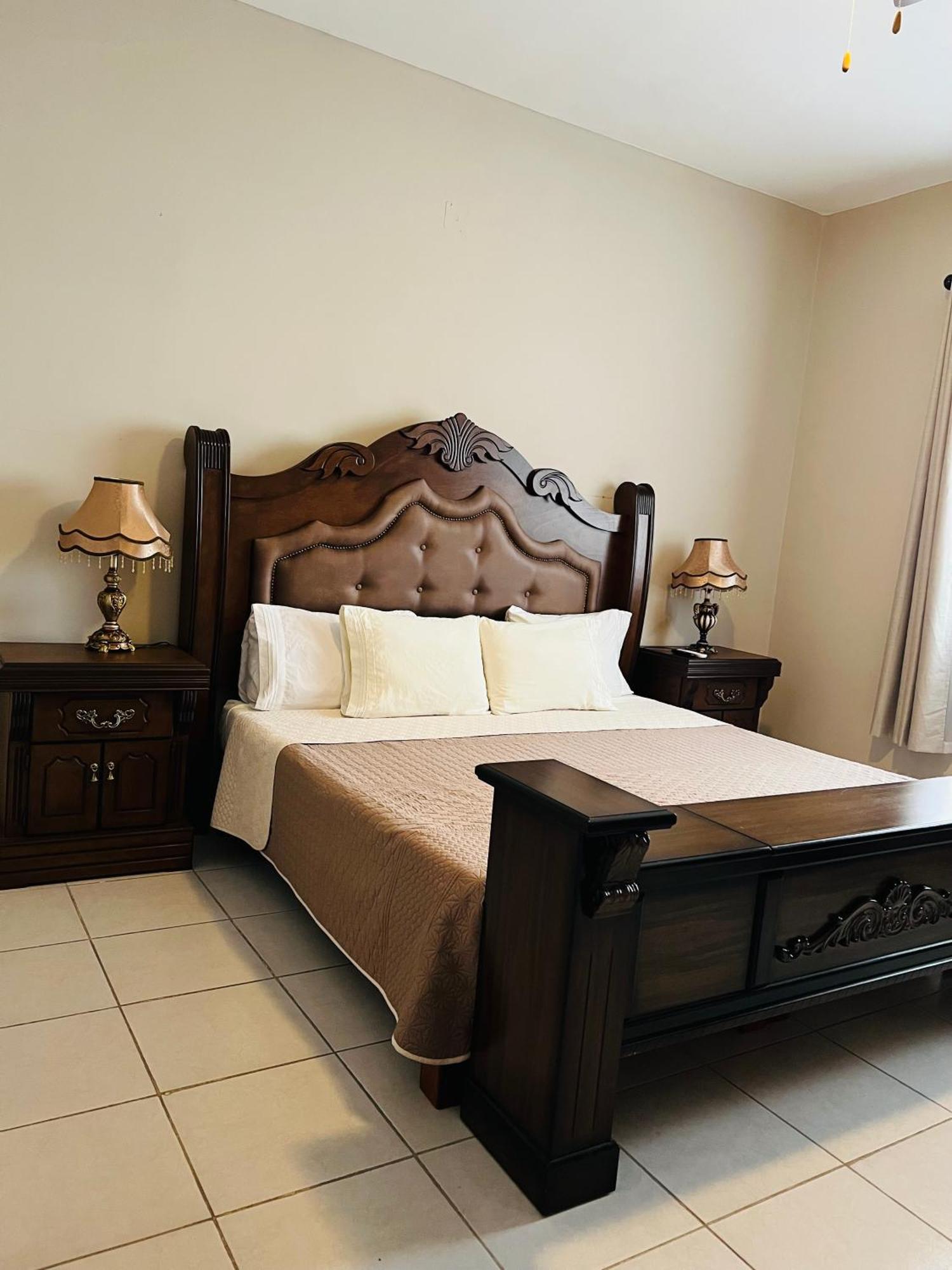 Hosteria Casa Marquez Leon Luaran gambar
